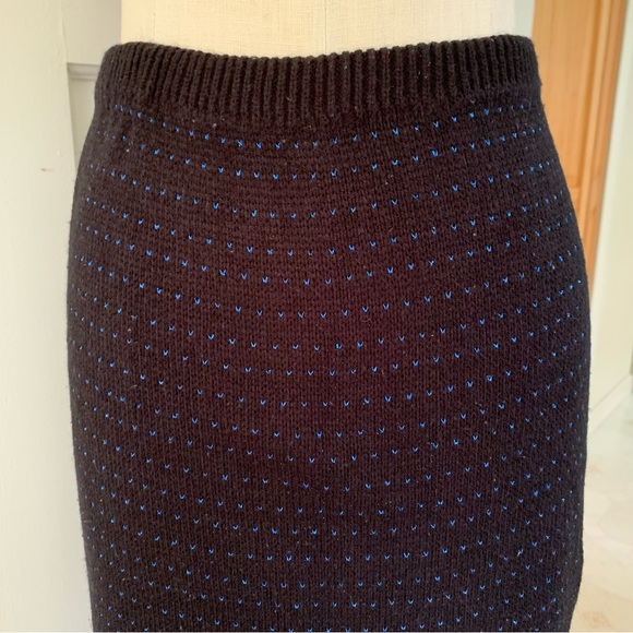 VTG midi length black knit skirt. Circa 1980s. Size L. - Picture 1 of 4